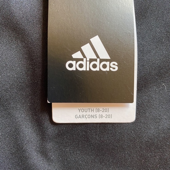 Adidas Shorts - Youth - 1 - Picture 3 of 3